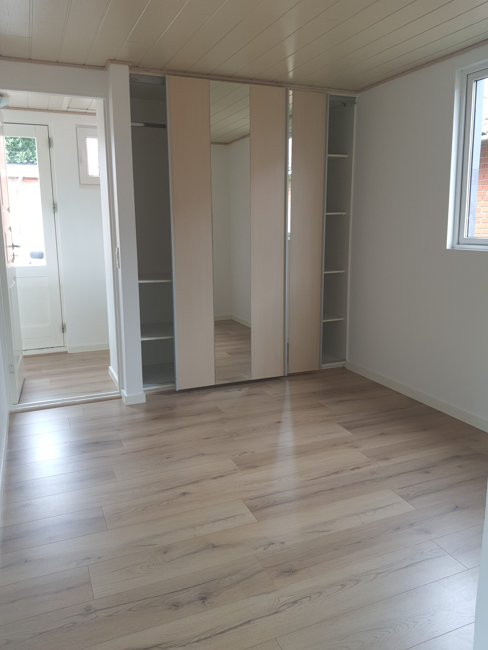 anneks rosenvænget skabe værelse